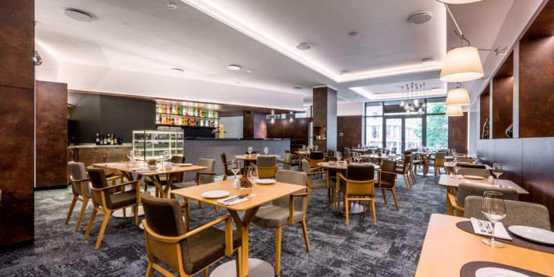 Best Western Premier Hotel International