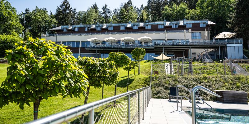 Kde posílit tým i načerpat energii? Firemní akce v srdci přírody najdete v Nahoru Resortu Monínec