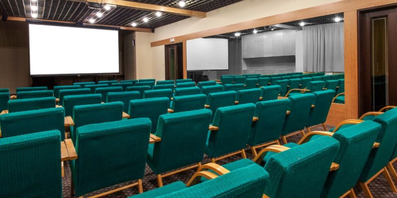 Zimní teambuilding stylově na hřebenech Krkonoš