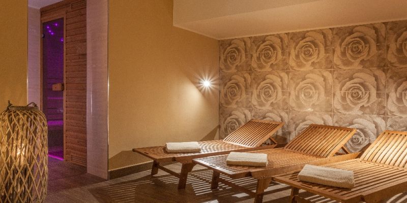 Zimní teambuilding stylově na hřebenech Krkonoš