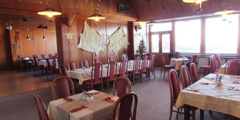 Zimní teambuilding stylově na hřebenech Krkonoš