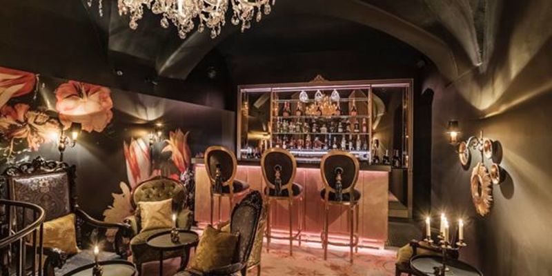 Le Valmont Club & Lounge