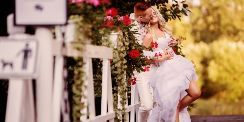 Romantický Hotel Mlýn Karlštejn - Romantický ostrov s party stanem