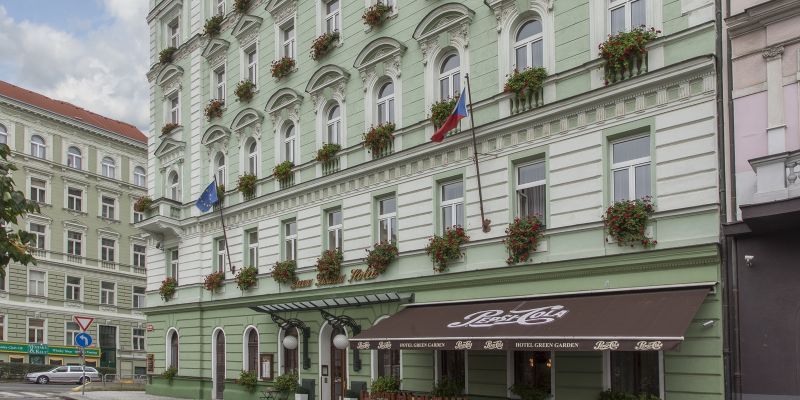 Green Garden Hotel