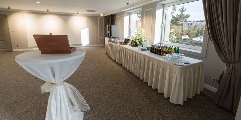 Hotel Cosmopolitan Bobycentrum - Sál London