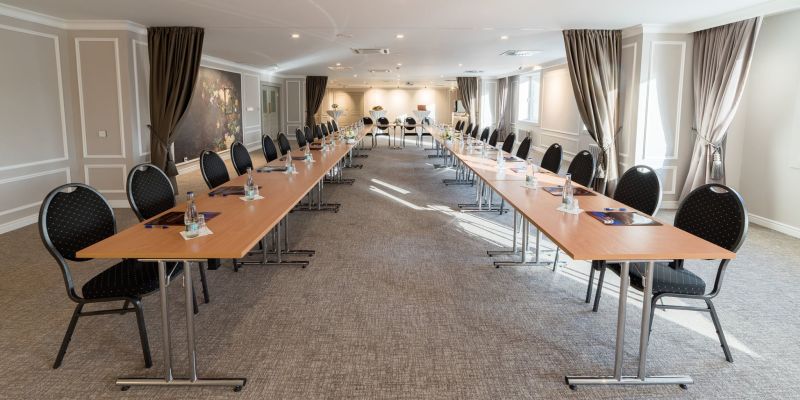 Hotel Cosmopolitan Bobycentrum - Sál London