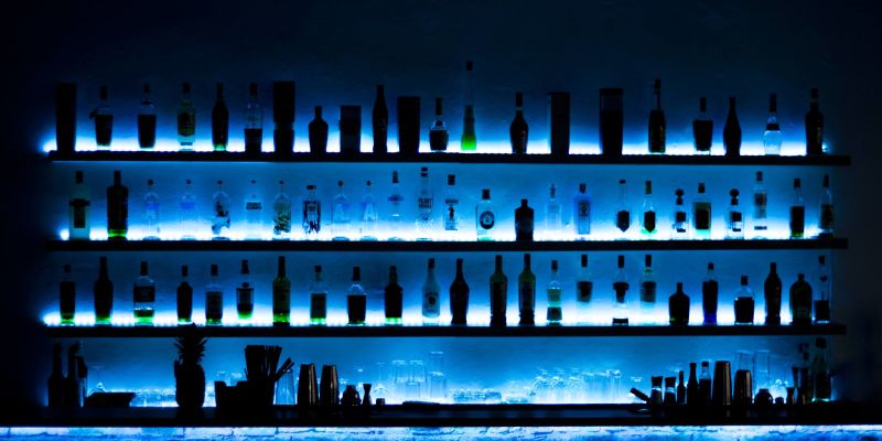 Bar and cocktail catering