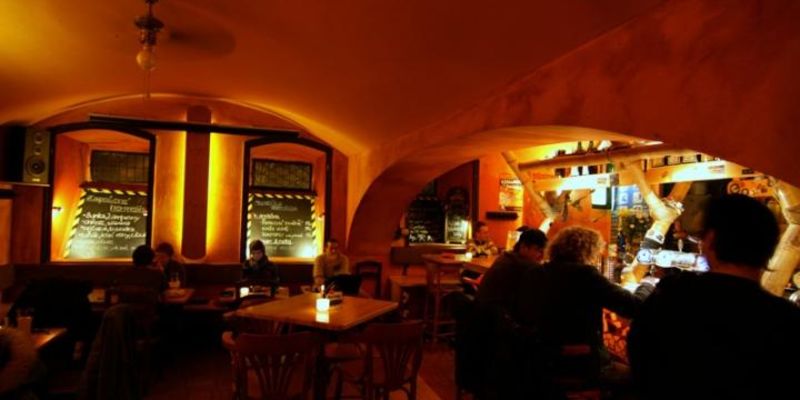 Atmosphere (Atmoška)