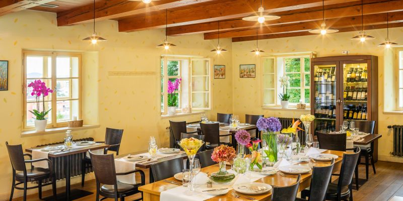 Bellevue Hotel Benešov - Restaurace Na Karlově
