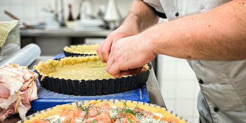Lokal blok - Přední část restaurace