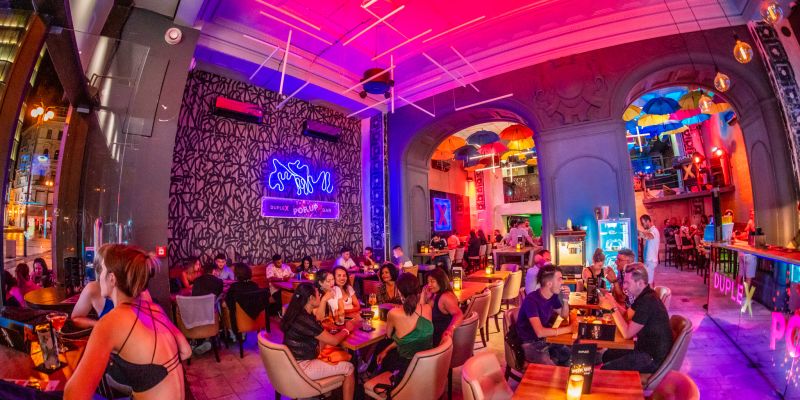 Duplex Pop Up BAR