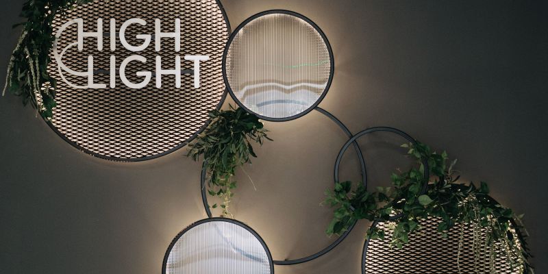 HIGHLIGHT