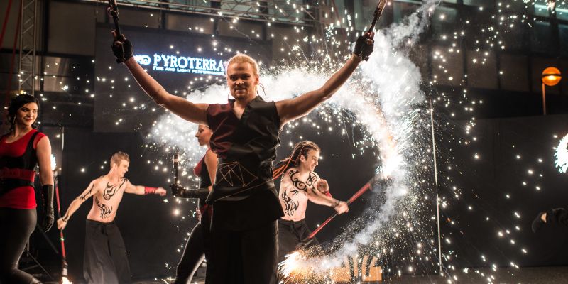 Pyroterra - Fire & Light show - FIRESHOW PYROTERRA