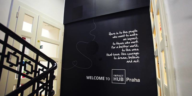 Impact Hub Praha D10 - Tyrkysová zasedačka