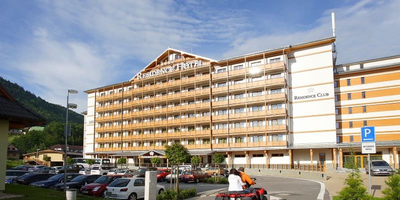 RESIDENCE HOTEL & CLUB