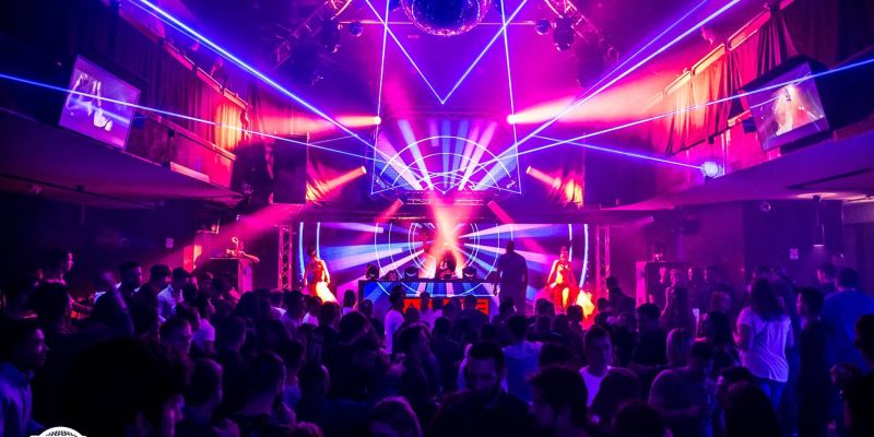 Retro Praha - Retro Music Hall