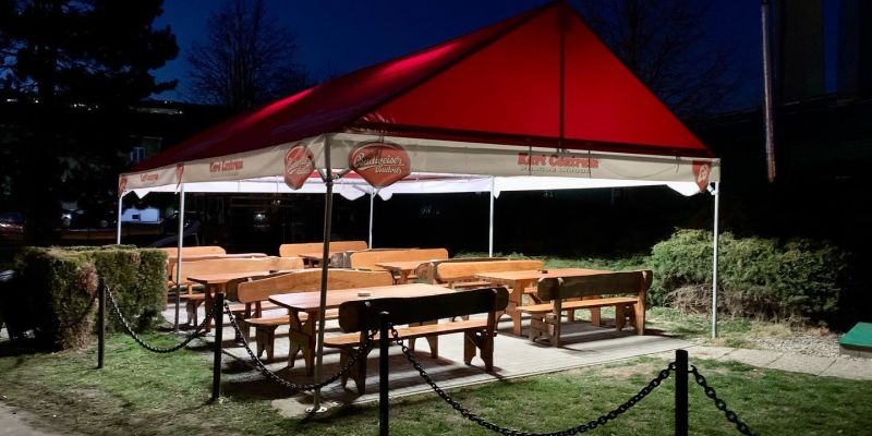 Motokáry Kart Centrum Radotín - Restaurace Kart Centrum Radotín