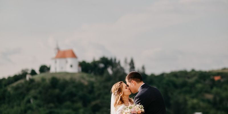 Hrad a Zámek Dolní Kounice u Brna