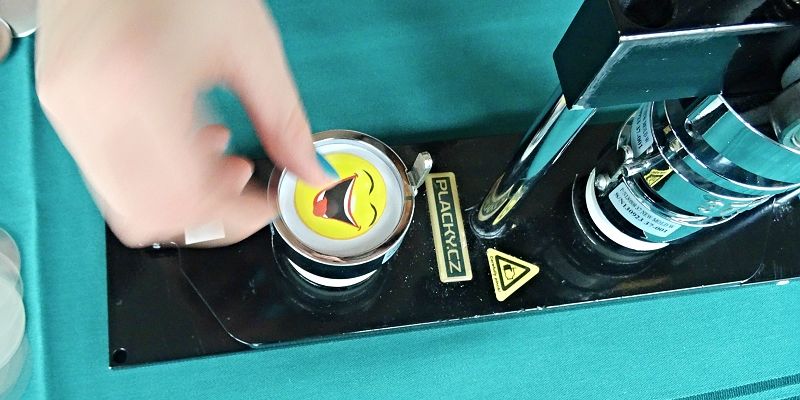 Odznaky s vlastním motivem - Odznaky s vlastním motivem