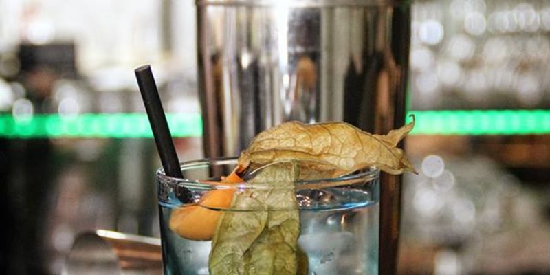 Bar and cocktail catering