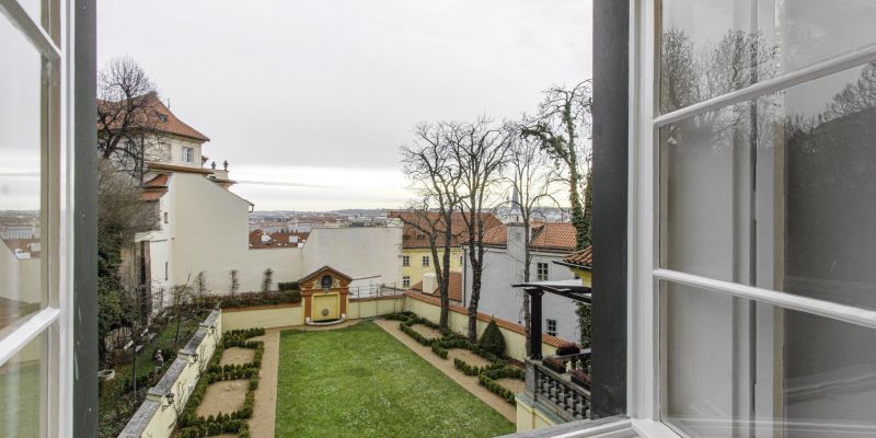 Hartigovský palác - Hartigovská zahrada