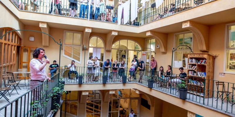 Pražské kreativní centrum - Dvůr