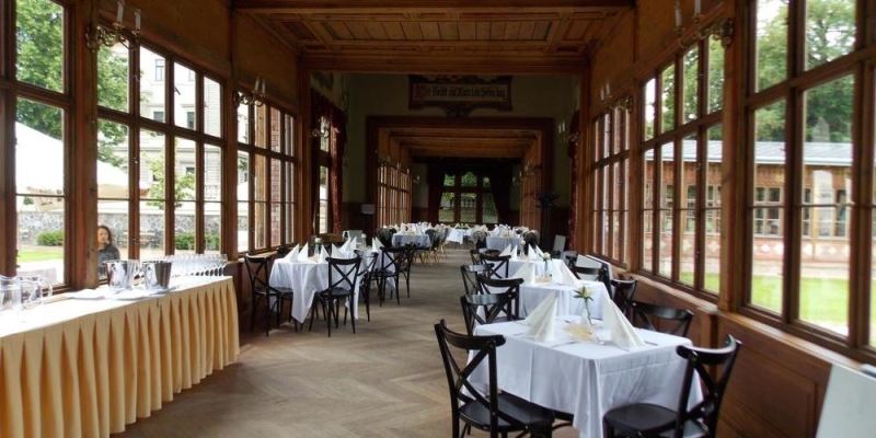 Pavilon Grébovka - Historická kuželna se sálem