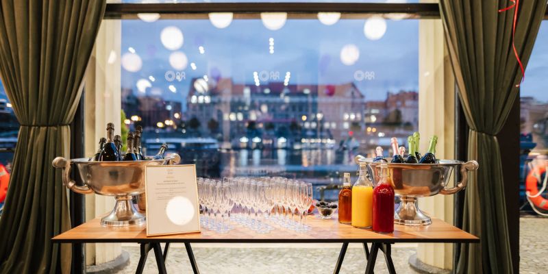 Občanská plovárna - Vítejte v EVENTOVÉ GALERII v Praze - Glass a Event Gallery