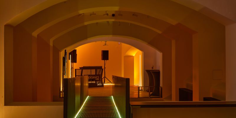 Point Cafe & Gallery - Galerie