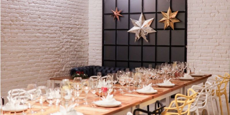 BUĎTE IN! Udělejte místo vánočního večírku NOVOROČNÍ PÁRTY!