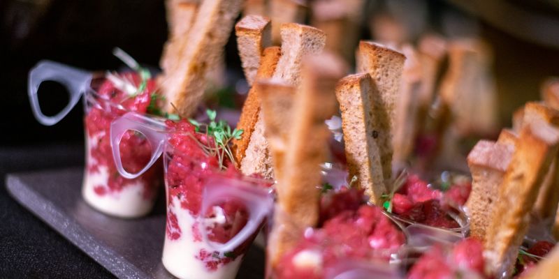 Bar and cocktail catering