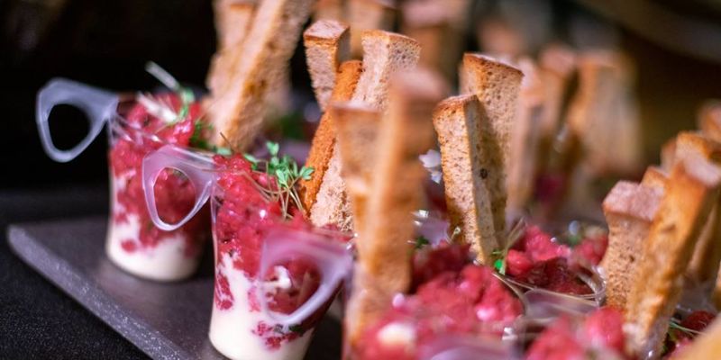 Bar and cocktail catering