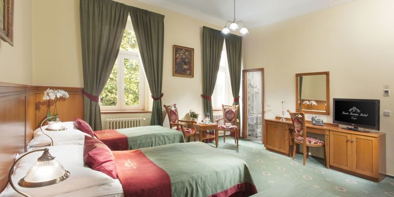 Green Garden Hotel