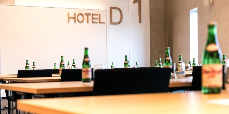 D1 Hotel & Restaurant