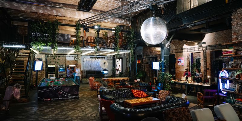 Vnitroblock - Hlavní prostor