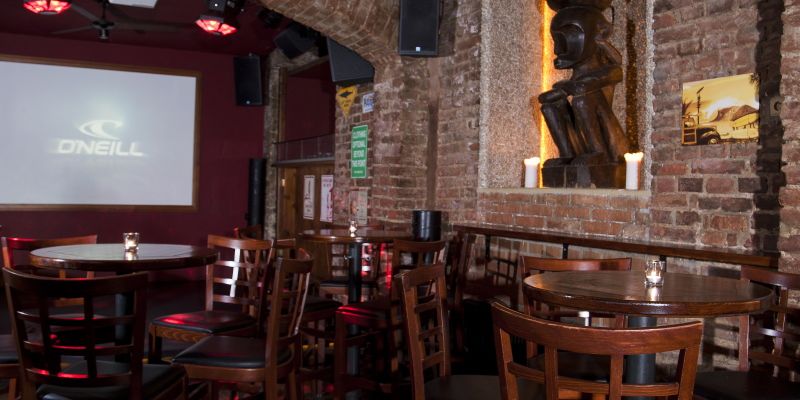 Aloha Music Club & Cocktail Bar