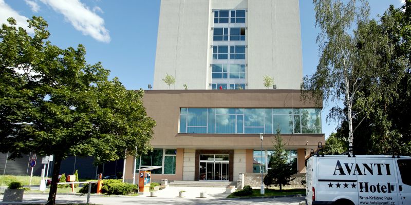 Avanti Hotel