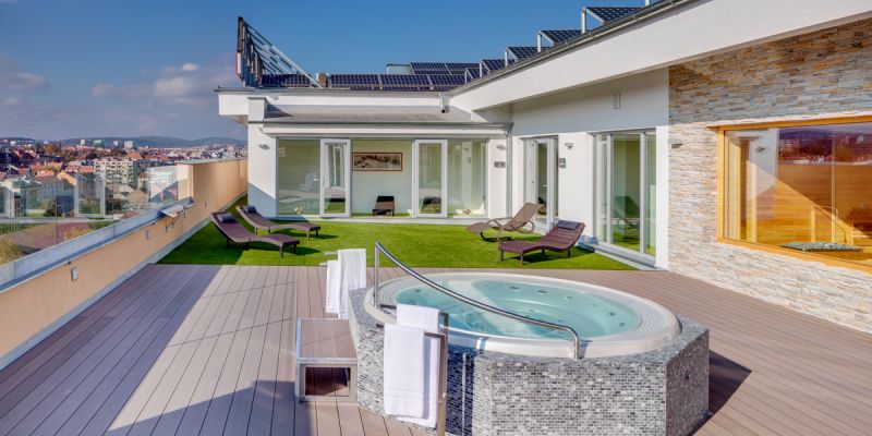 Avanti Hotel