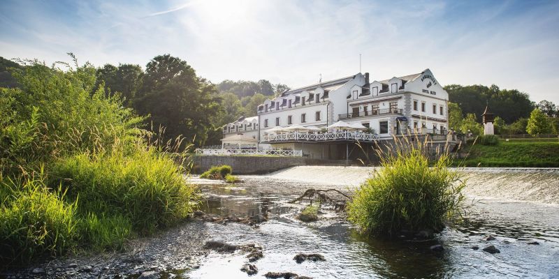 Romantický hotel Mlýn Karlštejn - jen 30 minut od Prahy, přesto jako v jiném světě