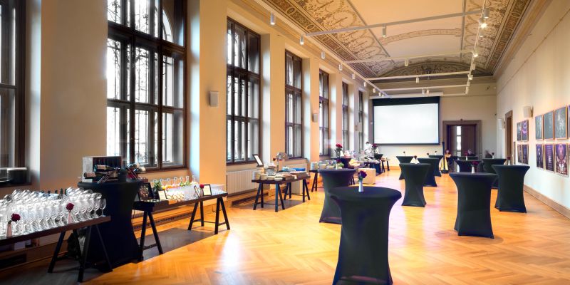 TURQUOISE Mediterranean Kitchen - Muzeum