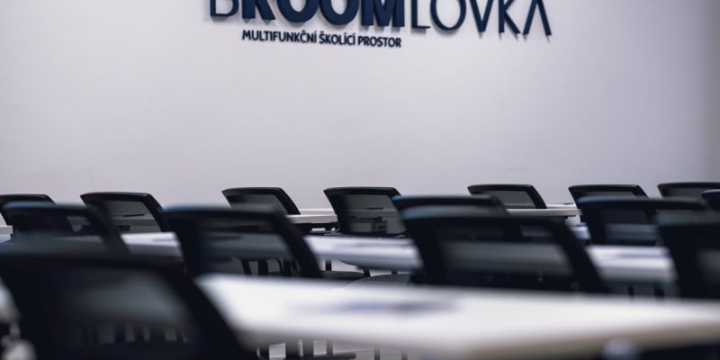 BROOMLOVKA
