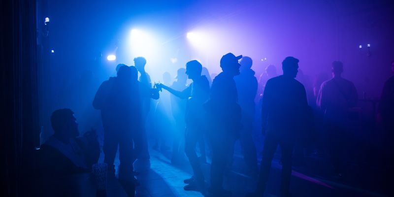 NEO music bar & shisha lounge