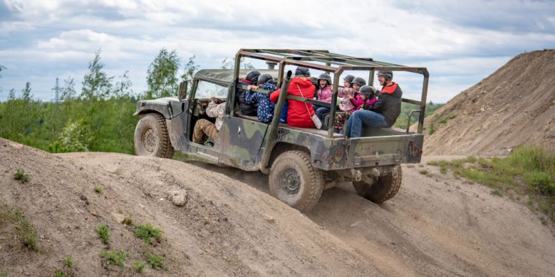 Hummer Centrum - Hummer Offroad centrum