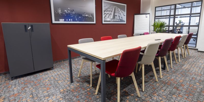 Jak vypadaly kanceláře před sto lety a jaké jsou současné nejnovější trendy?