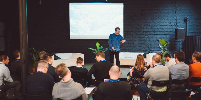 Vnitroblock - Hlavní prostor