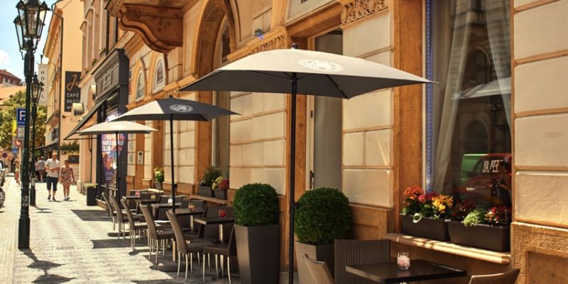 KU Bar & Lounge