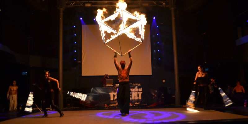 Pyroterra - Fire & Light show - DANCESHOW PYROTERRA