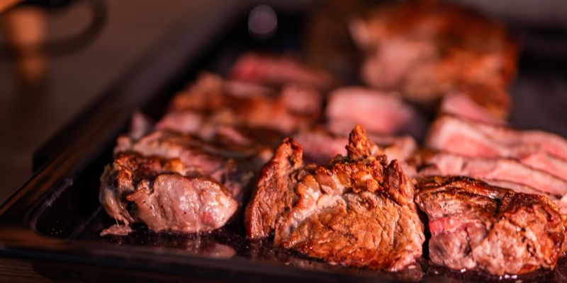 Hotel Aqualand INN na břehu Mušovského jezera pod Pálavou