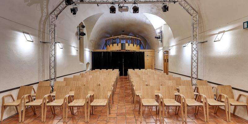 Národní kulturní památka VYŠEHRAD - Komorní sál Purkrabství
