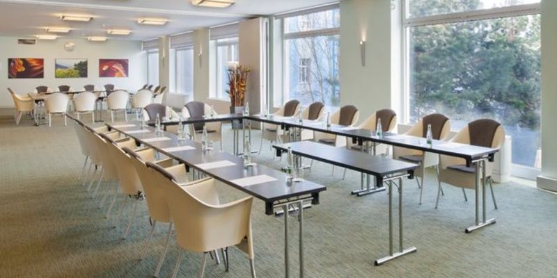 Holiday Inn Prague Congress Centre